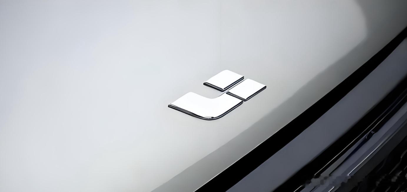 理想交出近三年最差业绩！营收274亿元同比大降36.2%，交付93211