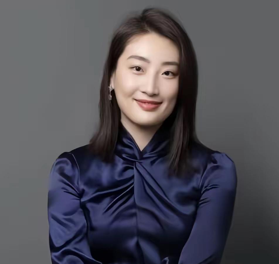 宗馥莉，这是要单飞了？4月10日，宗馥莉突然冲上了热搜，原因是天眼查显示，她新成