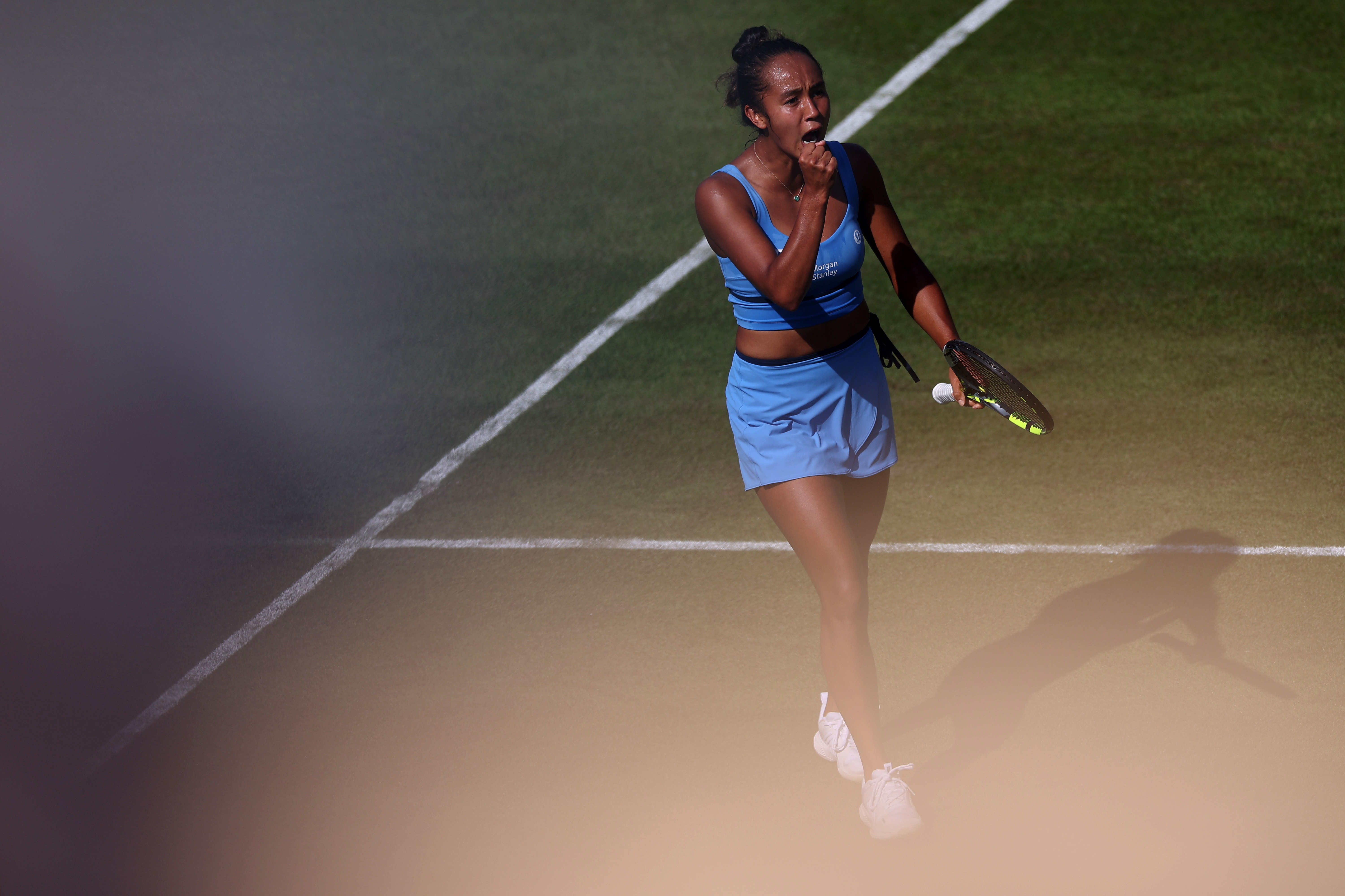 复仇之战👊WTA500巴特洪堡站首轮，费尔南德斯在第二盘挽救盘点破掉对手的发球