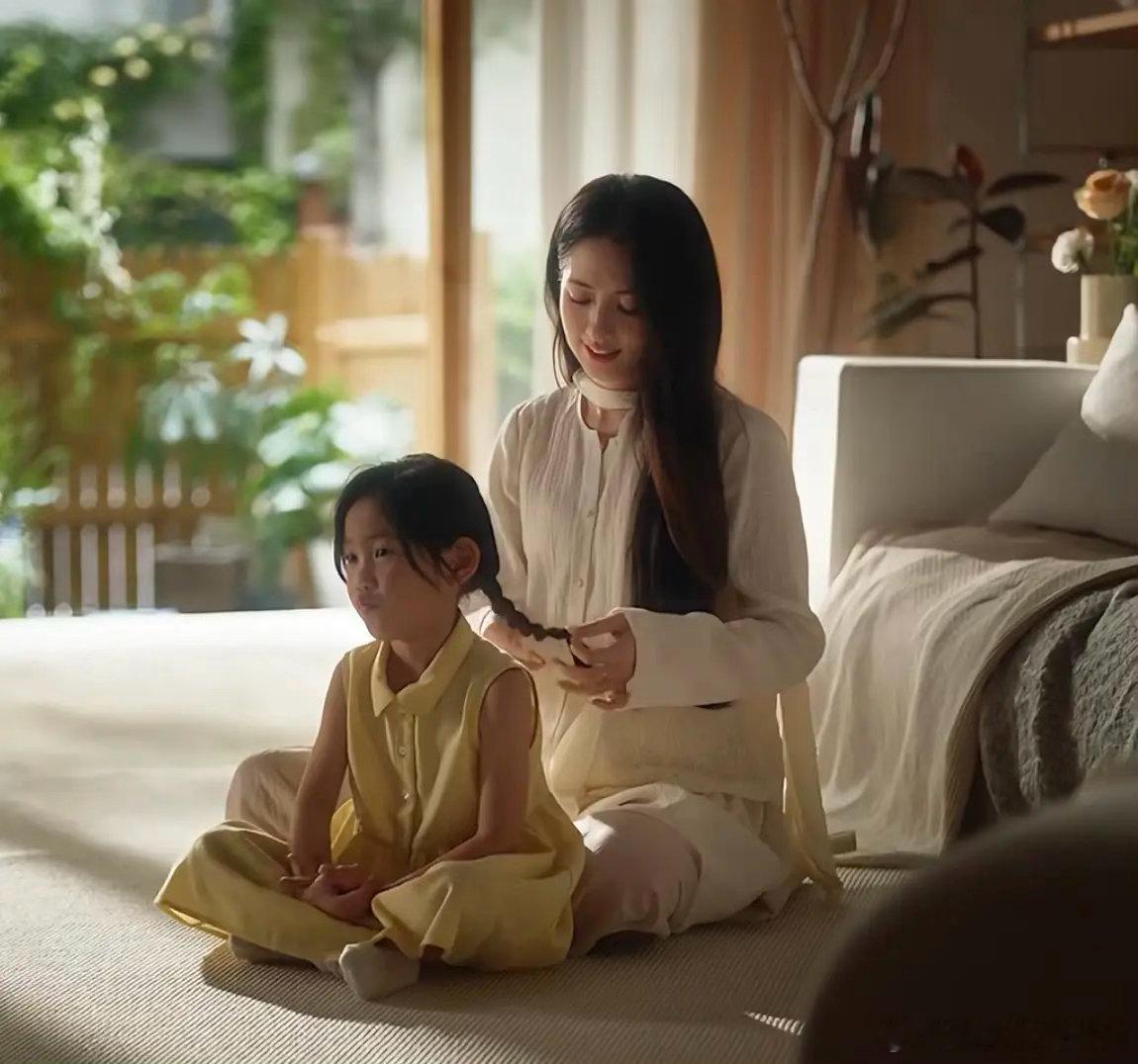 郭碧婷之后大概率是不会带着孩子去HK陪向佐的不是因为不爱了，也不是因为父亲生b