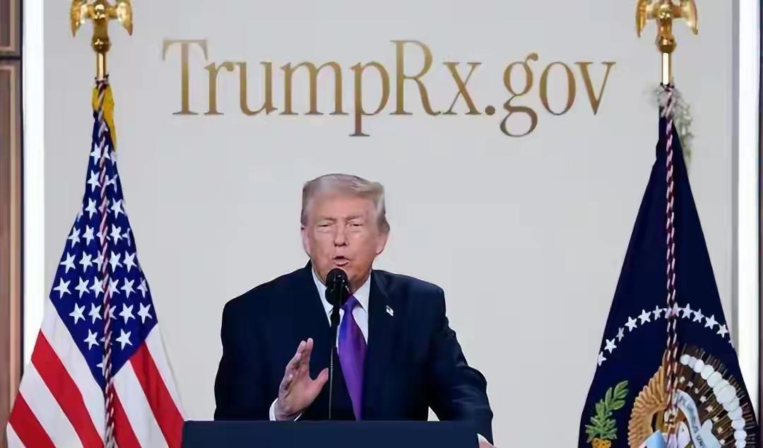 目前哈梅内伊、革命卫队总司令、国防军总司令、陆军司令、情报负责人、安全顾问等等，