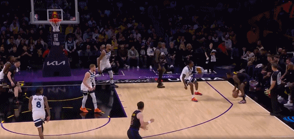 我发现没有詹姆斯里夫斯太厉害了，湖人120-106大胜森林狼，詹姆斯不在里夫斯彻