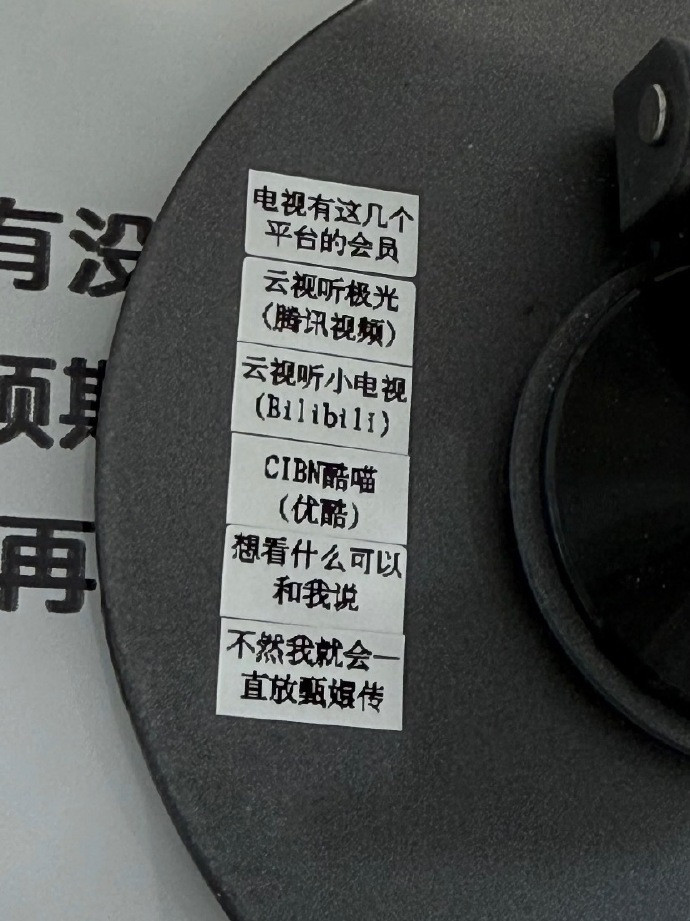 i人美甲店全程零交流[笑着哭]​​​