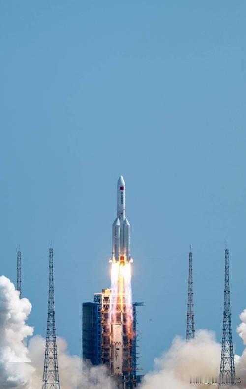 家人们，从嫦娥奔月起，登月就一直是中国人的梦想。想送中国人上月球？先得造出“大力