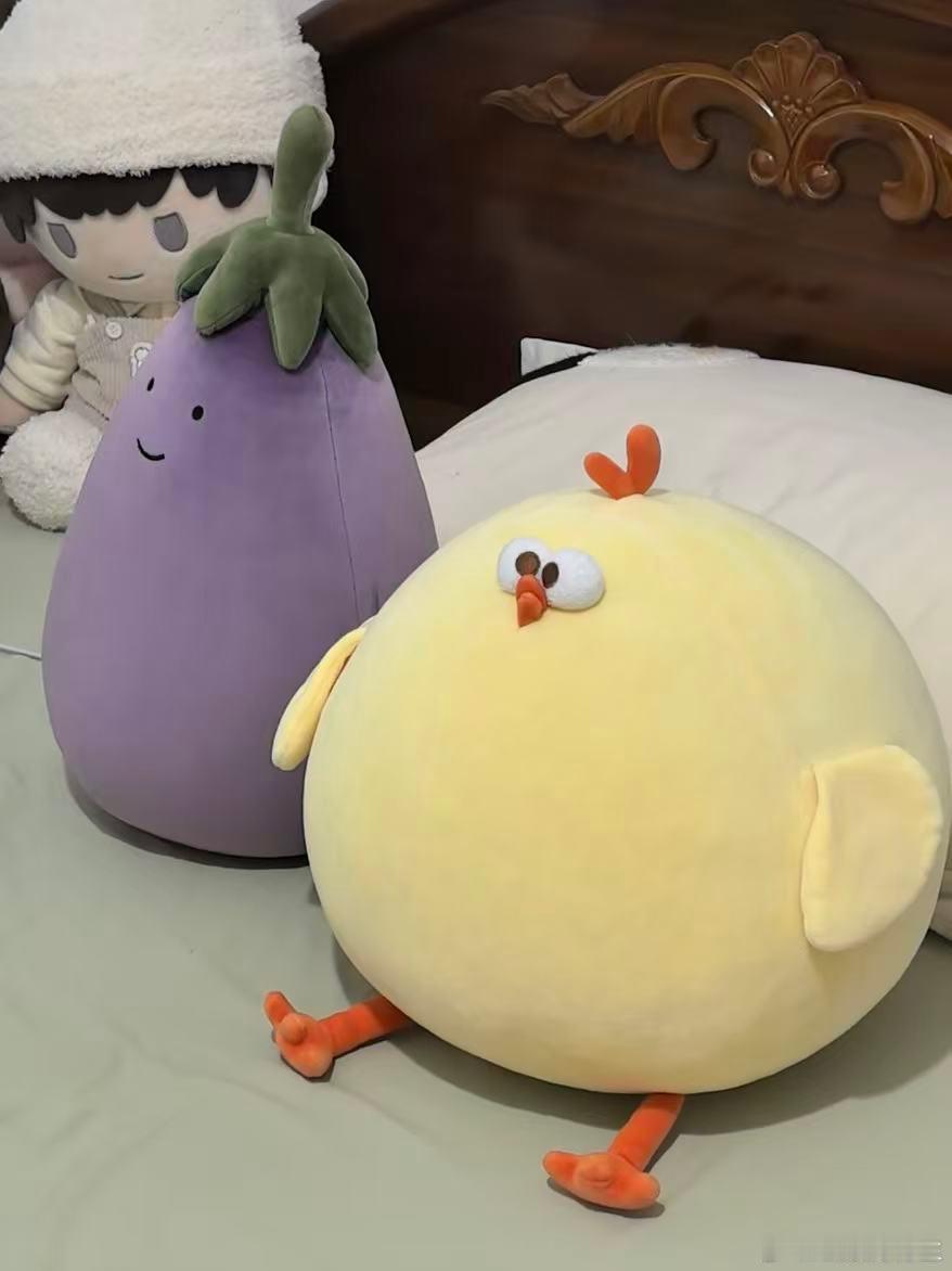 在一只鸡身上看到了隔辈亲小时候不懂大人口中的隔辈亲是什么，但越长大越发现，这类亲