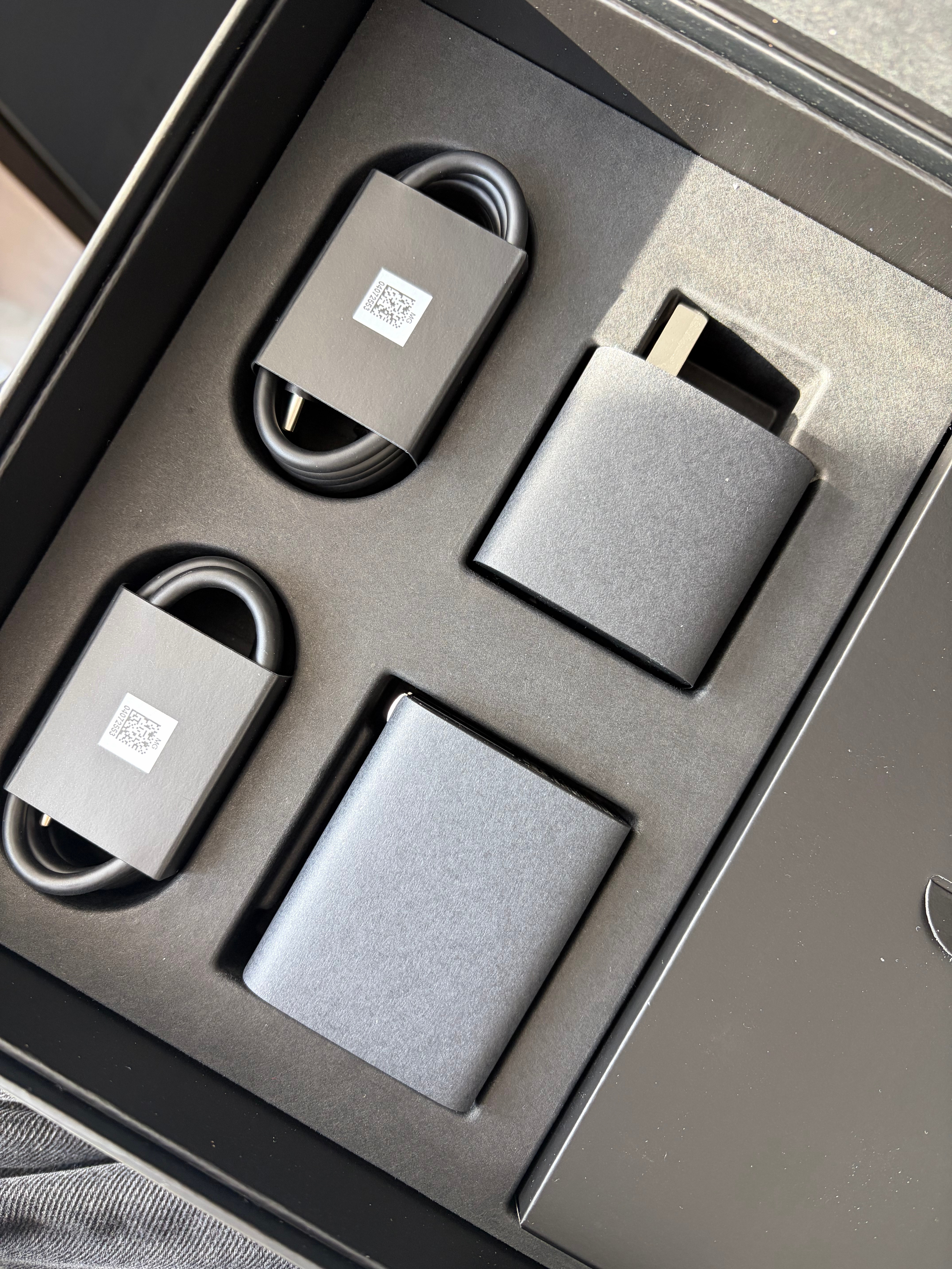 对于手感好的手机，我基本都是裸机使用的。刚刚刷到有网友的华为Mate80RS非