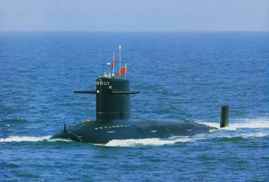 中国核潜艇驶向深海，挺进大洋近期多款新型核潜艇密集下水亮相，我国水下作战力