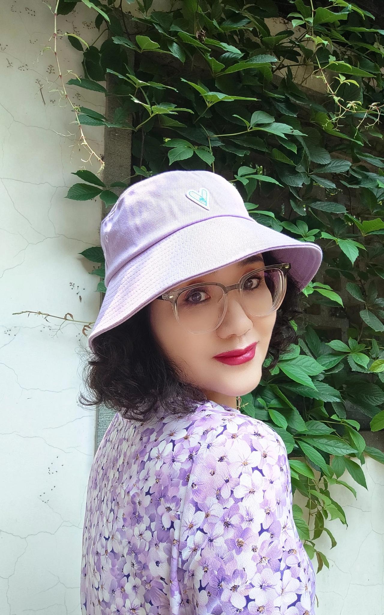 杭州的夏天就是一个巨大的蒸笼，除了热就是热，热啊热！被誉为杭州“小九寨沟”的山