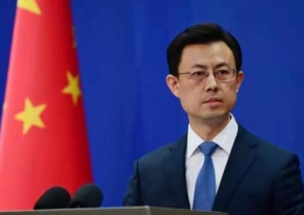 真是小刀拉屁股开眼了！乌克兰为什么敢如此毫无顾忌地挑战中国主权，向台湾递刀子？一