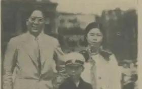 1949年，毛人凤问蒋介石：“关押了11年的杨虎城该怎么处理？”蒋介石看了毛人凤