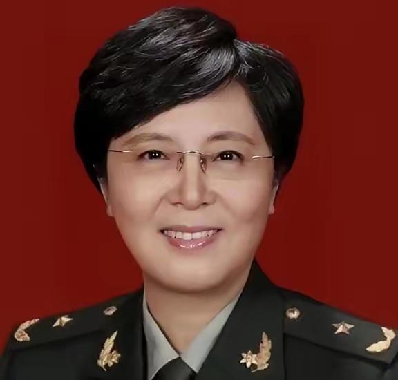 1989年，23岁清华女研究生，在去青岛的火车上爱上了一个35岁憨厚男子。父母嫌