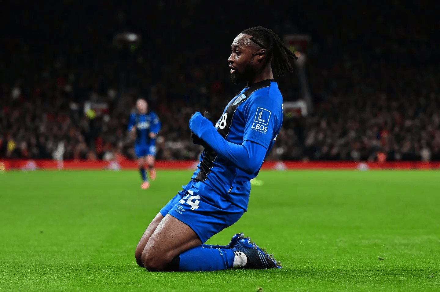 记者: 若能卖马丁内利/特罗萨德其一, 阿森纳冬窗会签塞梅约