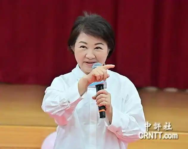 就在刚刚，台中市长卢秀燕发表声明，8月29日，针对台湾地区立法机构三读通