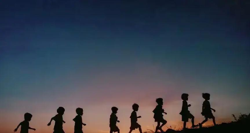 孩子最近顺了，真不是运气好。我观察过很多家庭。父母总爱把孩子的顺利归功于“命