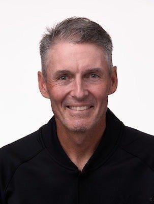 明天火箭湖人G6裁判组出炉：▪️ScottFoster（48号裁判长图