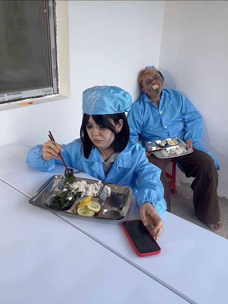 咋回事，有饭不吃