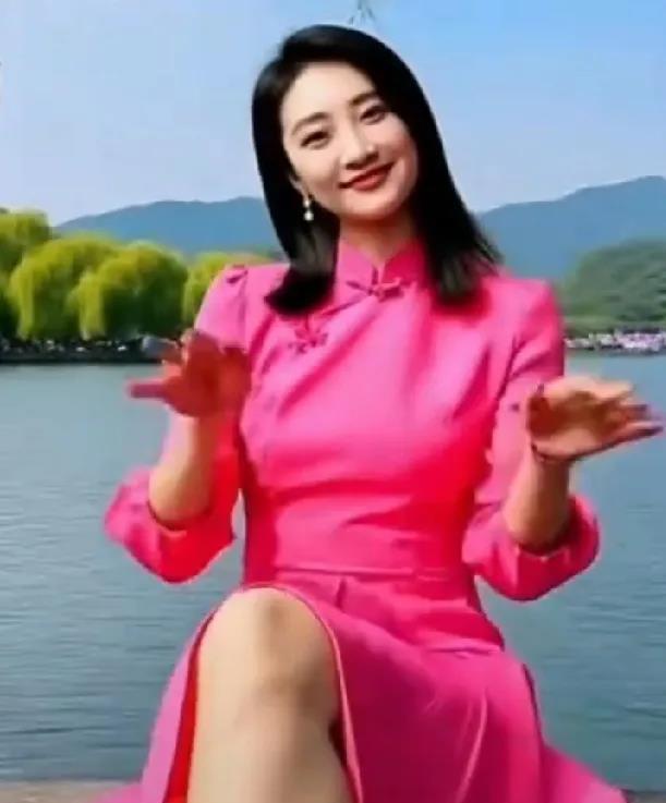 宗馥莉终于回来了，她重新露面娃哈哈，说明前面的那些事物已经处理的差不多了