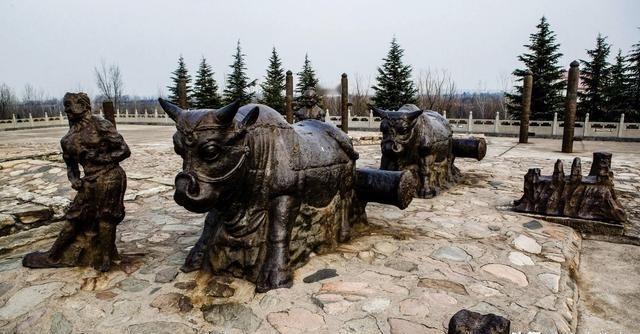 1989年，山西永济市的考古专家们，为了打捞消失数百年的黄河大铁牛，于是在历经多