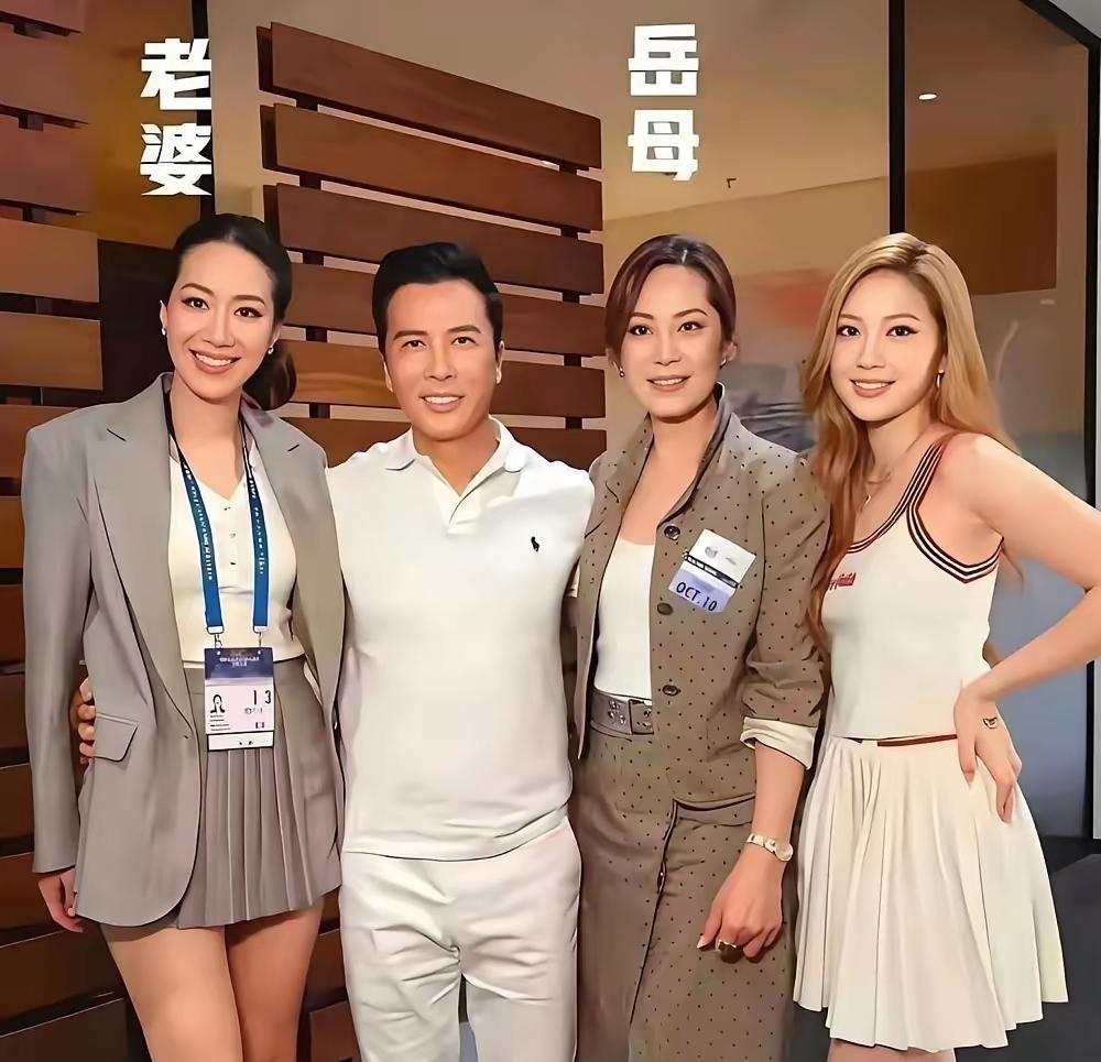 这位帅哥的岳母太年轻漂亮了，老婆和岳母像姐妹，岳母更有女人味，丰韵犹存，你觉得母