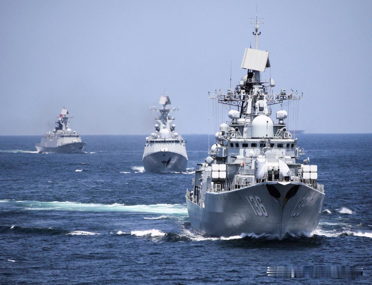 原来136号“杭州舰”已经改装这么久了——136号“杭州舰”于2015年下半年进