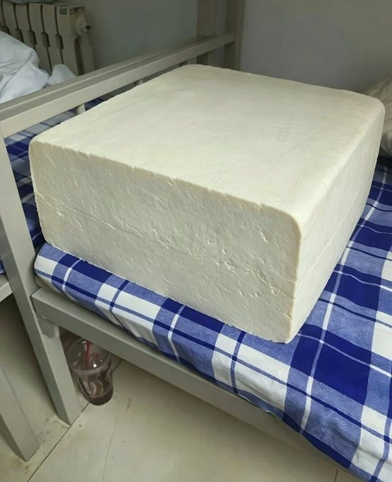 喷不了这是真豆腐块​​​