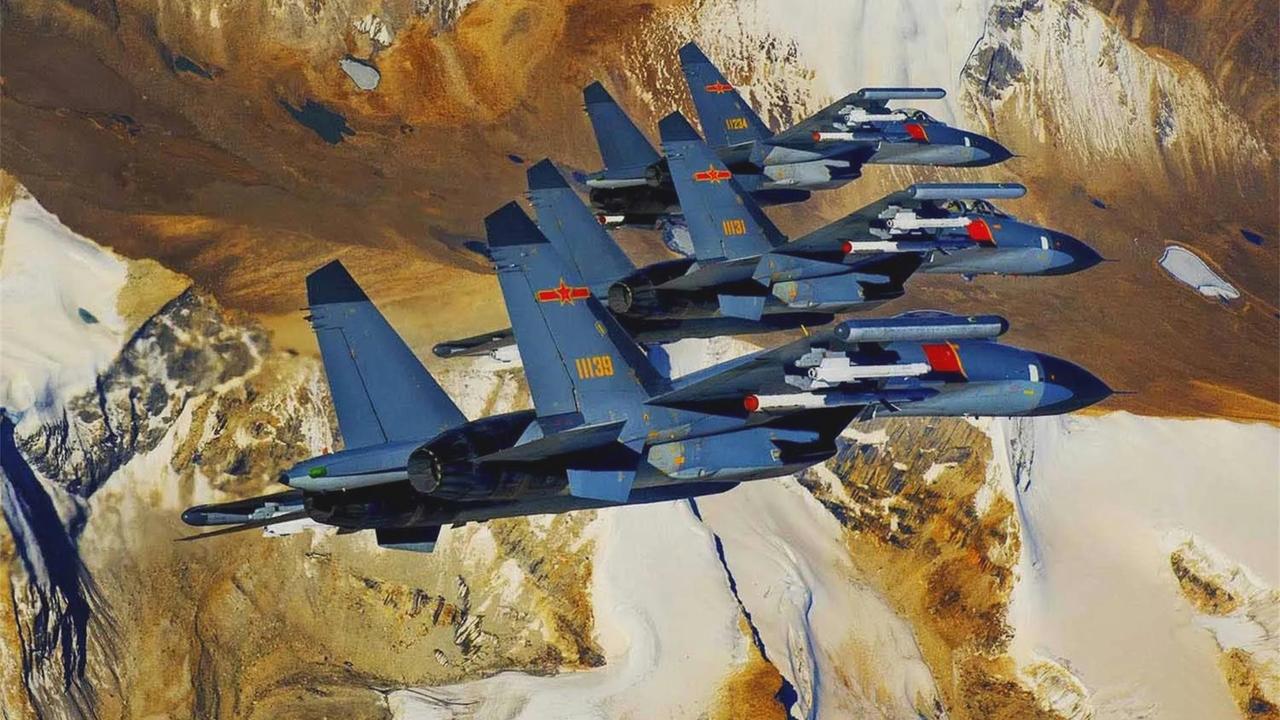 前些年，我们的歼-11还在挂着R-27、R-77、R-73，我们的R-27还是找