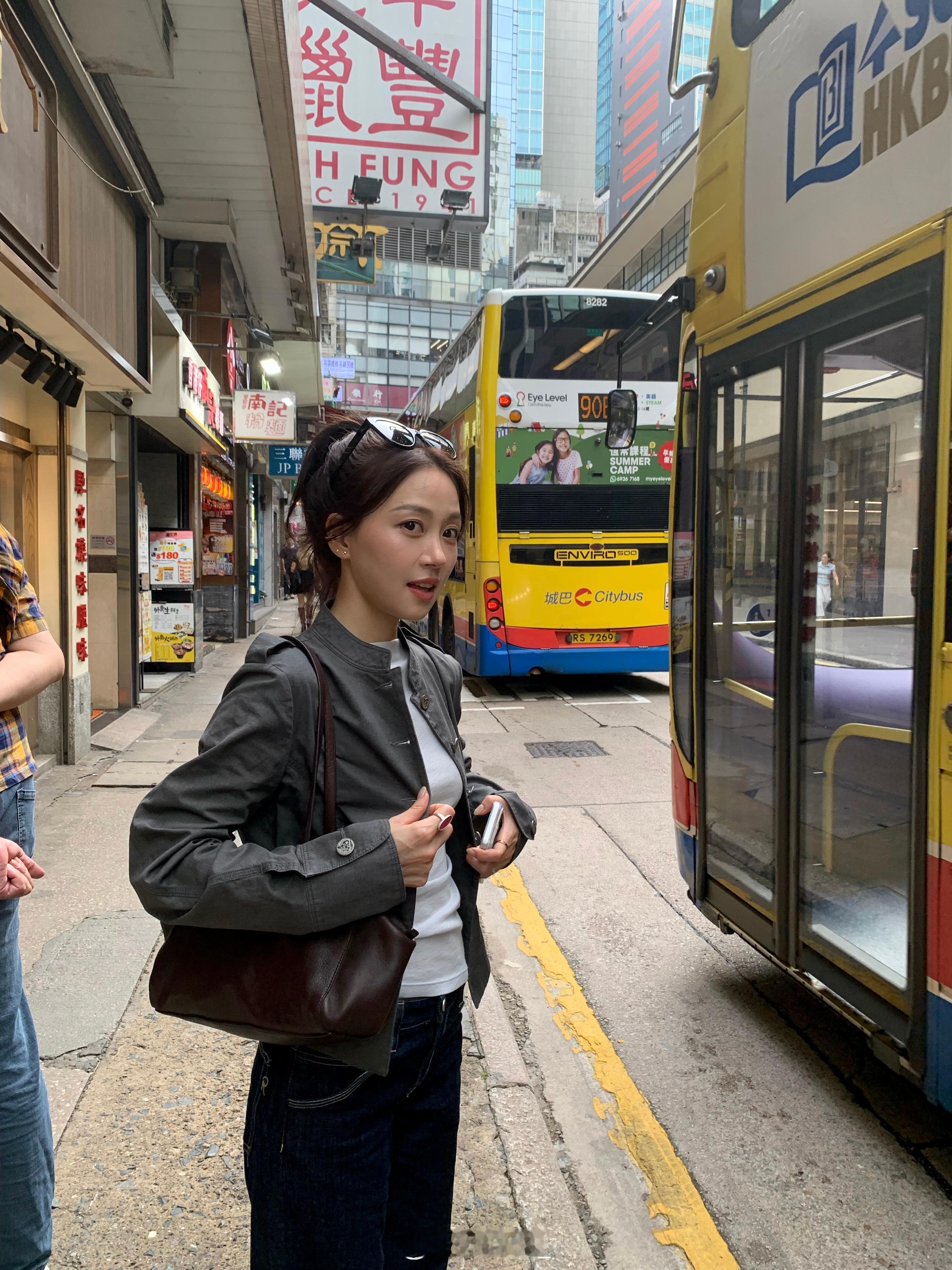 嘿嘿谁又来了🇭🇰