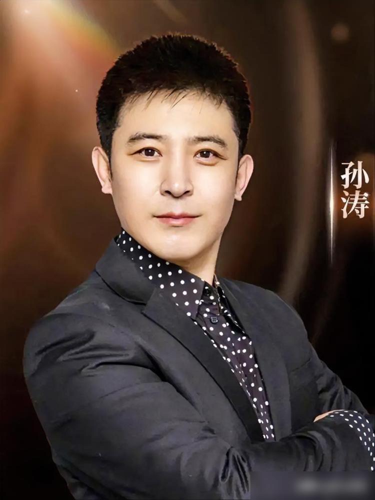 辽视春晚也太敢了！闫学晶争议还没平息，力挺她的老搭档孙涛居然现身彩排，这是完全没