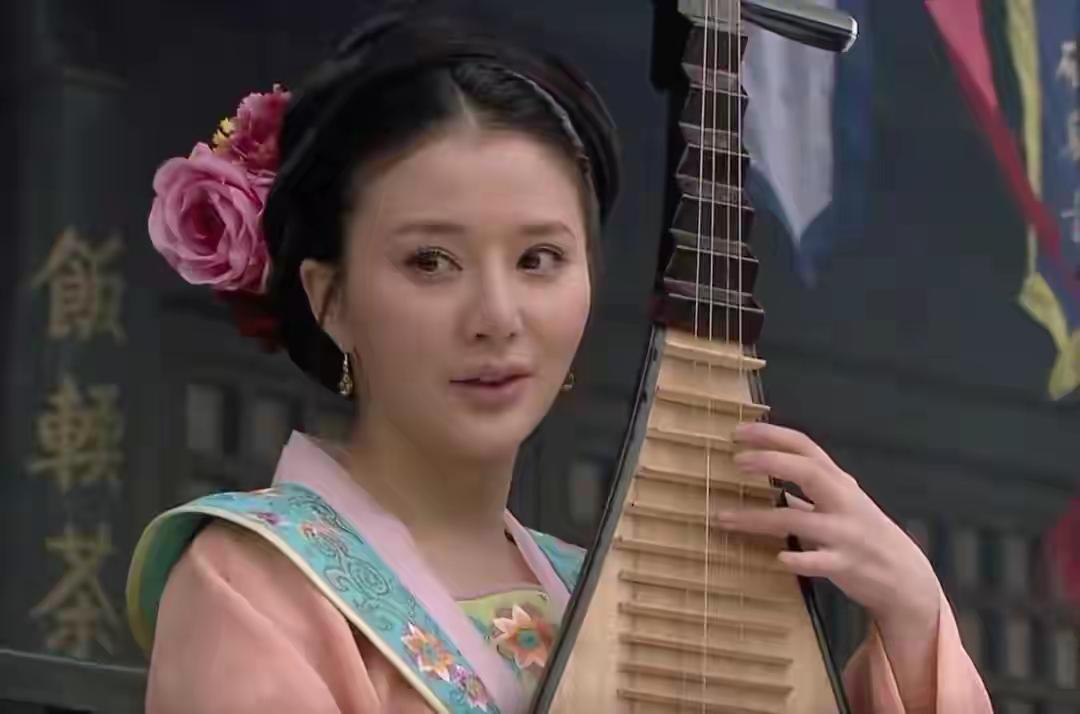 水浒“三大淫娃”潘金莲、潘巧云、阎婆惜同样都是性生活不和谐导致的命丧黄泉，这姐仨