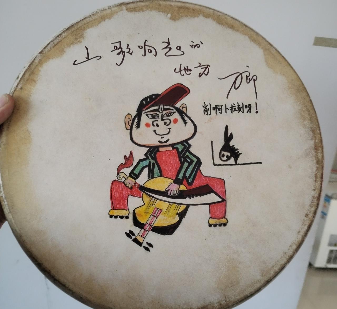 《命运的赛勒克》在国庆乌鲁木齐演唱会上横空出世。它和《艾里甫与赛乃姆》这两首令