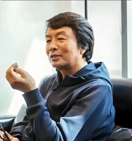 北大才子刘震云说：“只有尿过尿的墙，才写禁止大小便；只有离过婚的女人，才懂得贫贱
