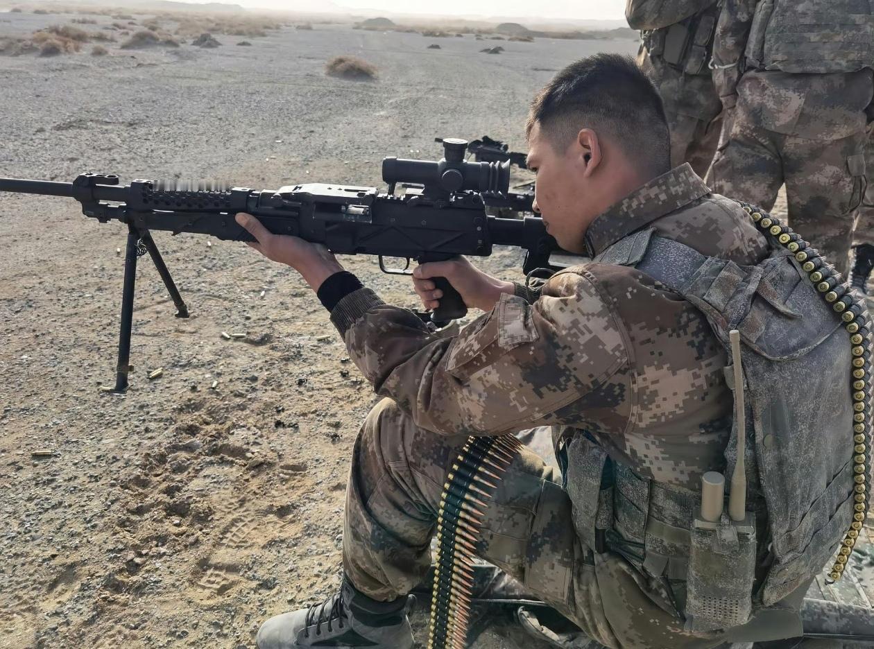 7.62X51mm的QJY201型通用机枪据说已经试装了。不知道之前7.