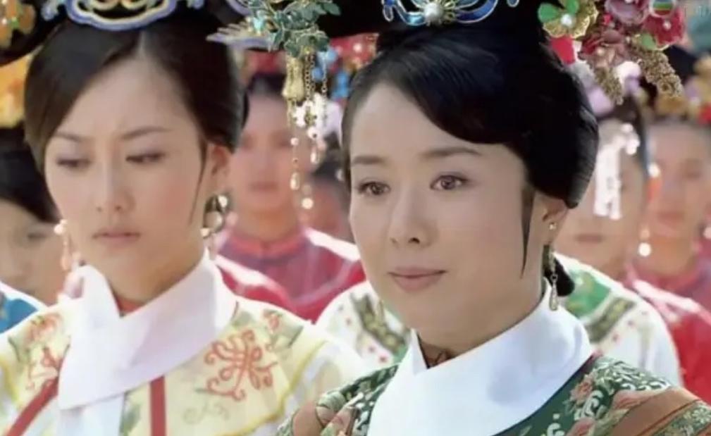 清代敬事房有一条铁律：嫔妃年满五十，名字从侍寝名册上永久划掉，这不是哪个皇帝心狠