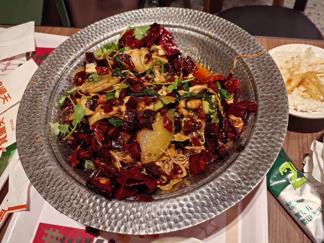 午饭时间到了饥肠辘辘的大家都吃什么说到吃饭我突然想起了一件重要的事今年我