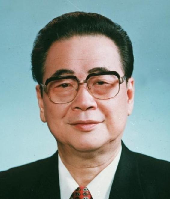 1981年，电力部一些老同志联名向中央反映，对李鹏出任部长表示担忧。他们认为这位