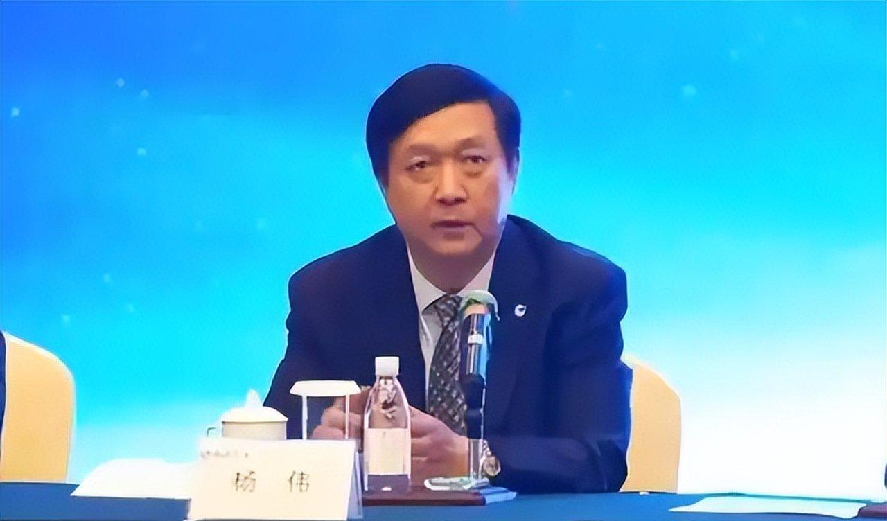 歼-20总师简历从中科院官网消失军工圈监管信号拉满中科院官网3月17日完