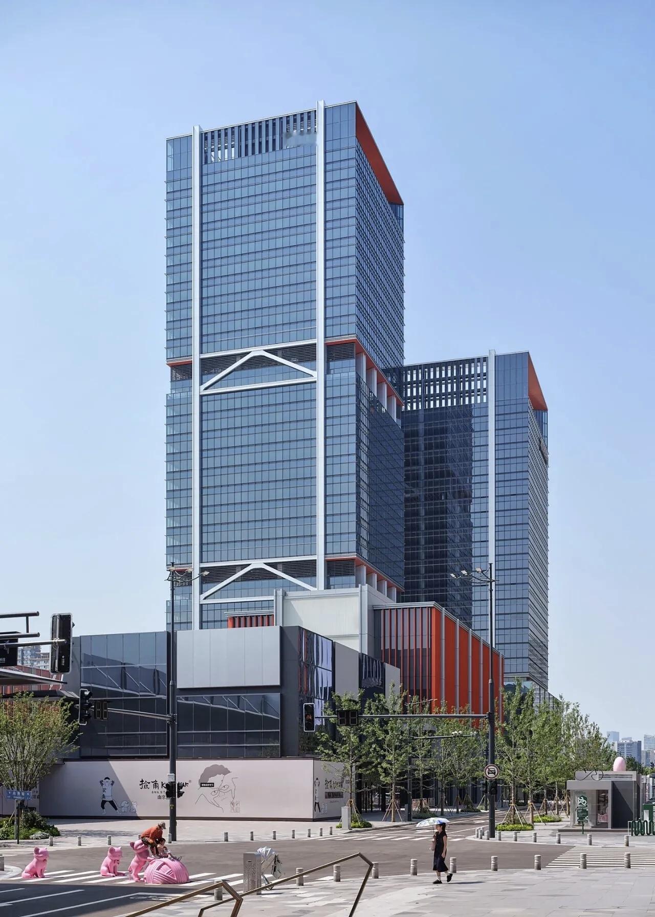 南京南部天际线再添璀璨一笔！历经三年建设，由上海都设营造建筑设计事务所操刀的雨花