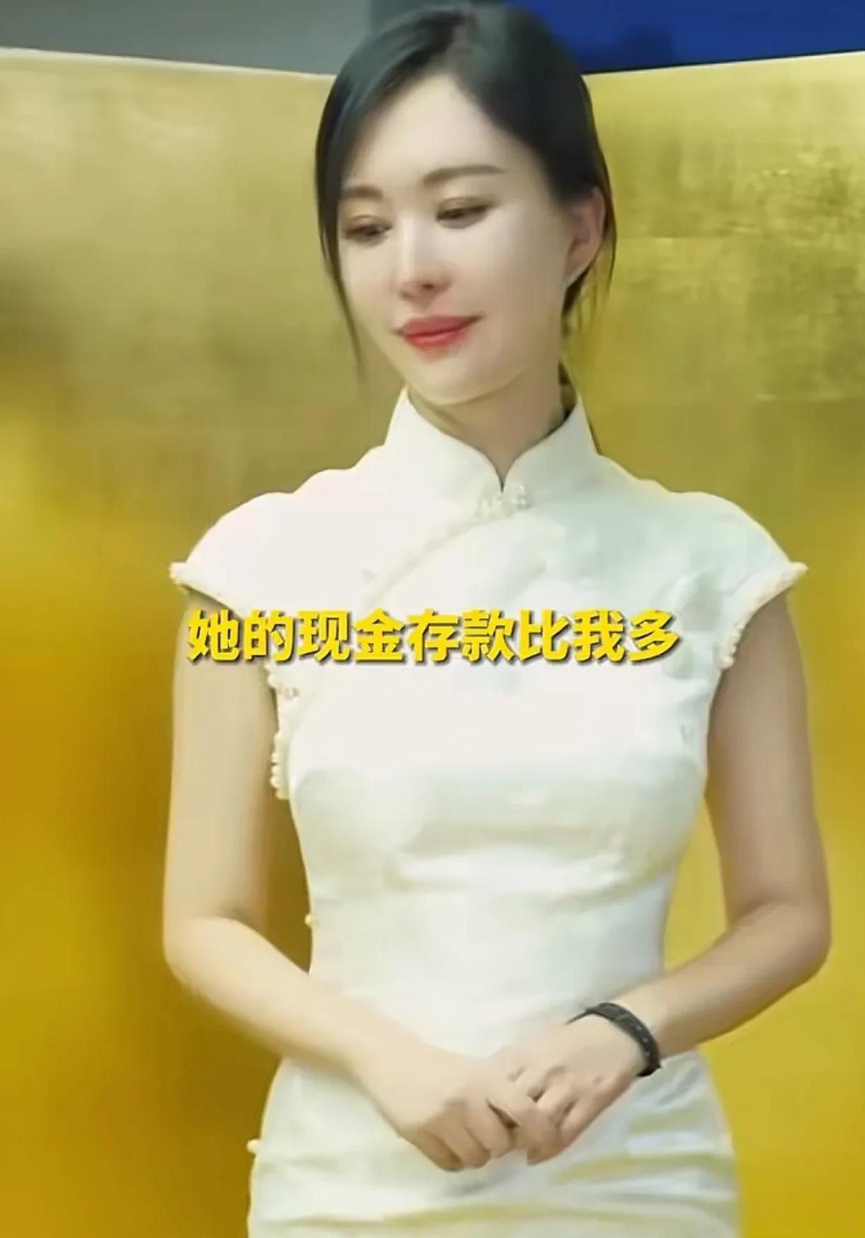 王石曾说，田朴珺在认识他以前已经非常成功了，她的现金存款比他多，所以田朴珺嫁给他