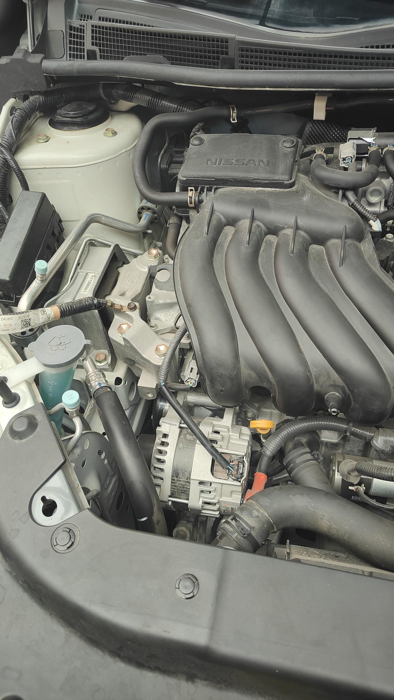 轩逸经典第二代发动机只有ev-tc连续可变气门正时系统还有八个喷油嘴和八个传