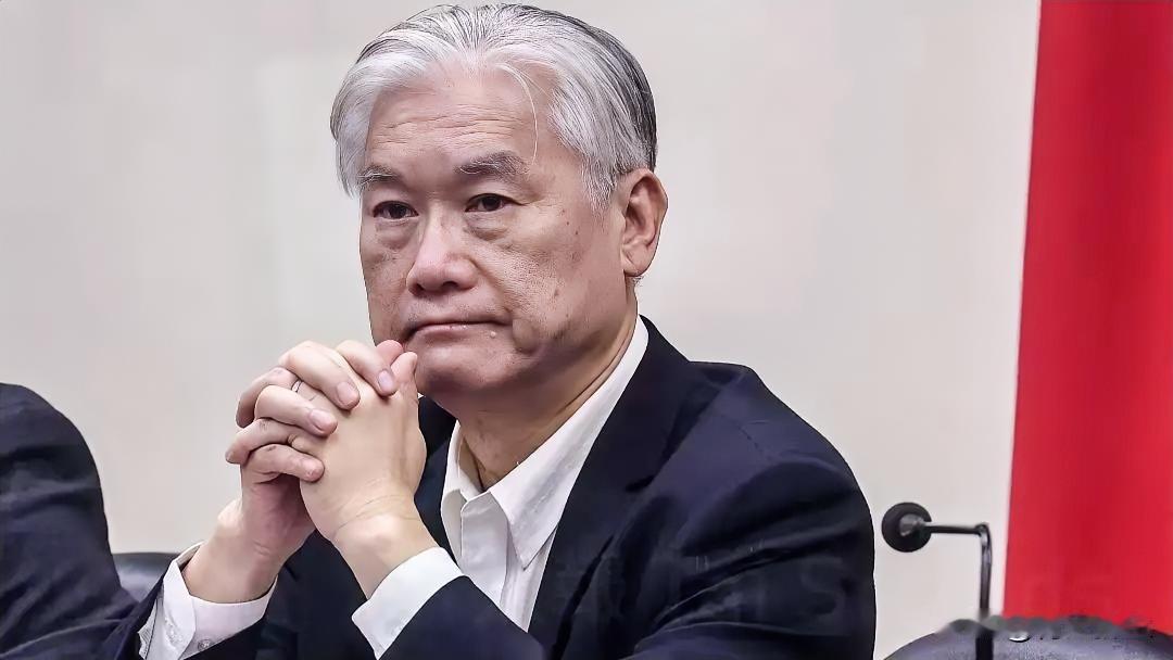 台当局天塌了，大陆再发3张海报，夏立言表态，卢秀燕露出真面目。演习期间，大陆连发