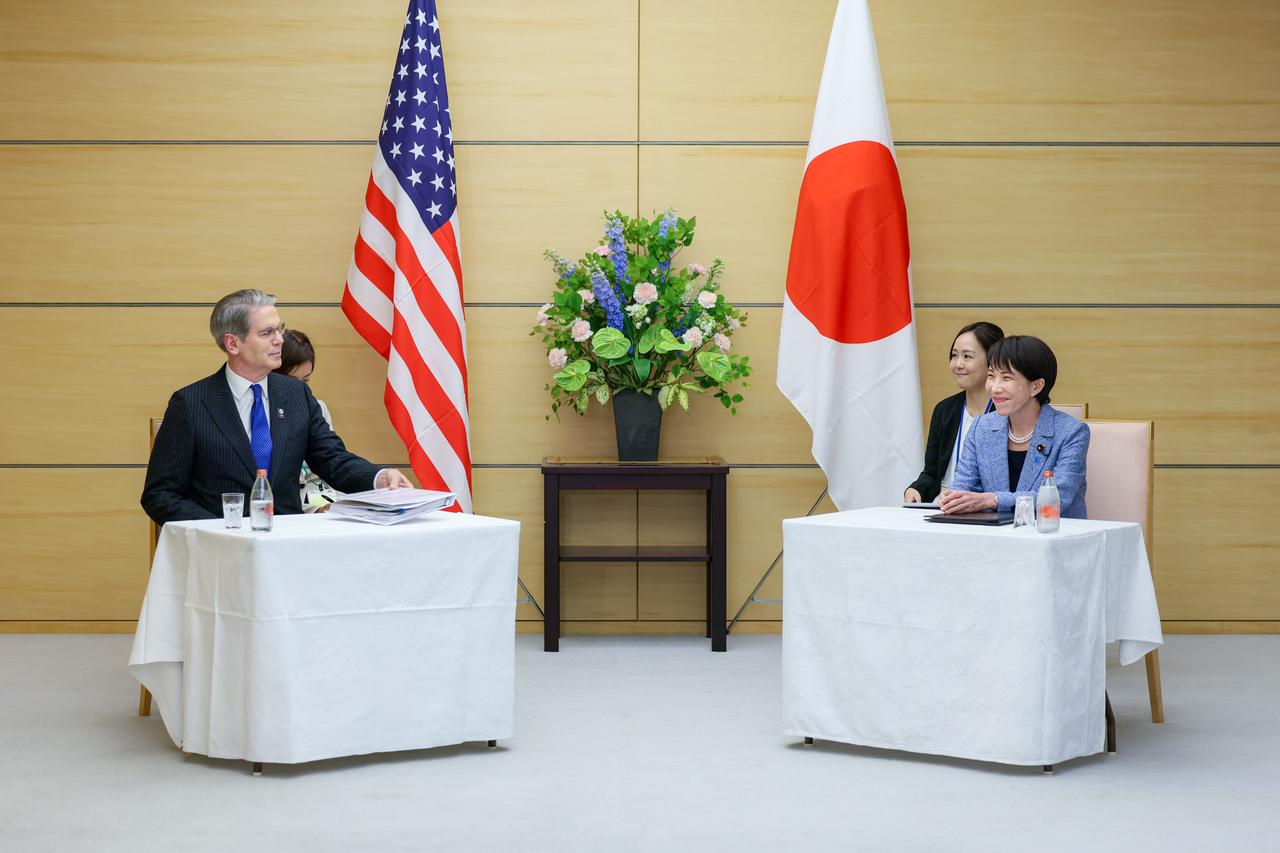 日本首相高市早苗今晚（5月12日晚）写道：“今天，我会见了正在访日的美国财政部长