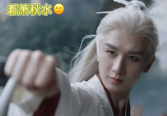 成毅李沉舟这段眼神戏李沉舟醉酒后的眼神太有故事！成毅眼里带着几分迷离，看向酒杯