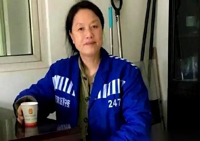 陕西女工程师李思侠，就因为一个快递，被关了636天。一审竟判她为当地首起涉恶案头