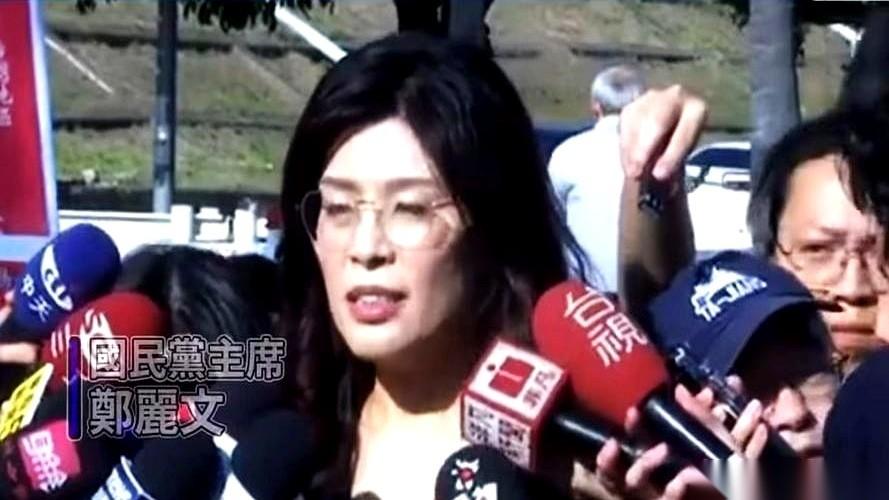 今天算是开了眼了。居然真的有人，敢在那个地方，把“统一”这两个字，清清楚楚地砸