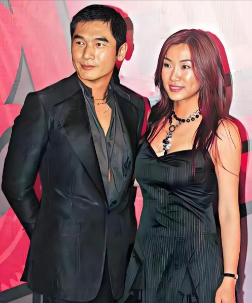 1996年，方中信和莫可欣恋爱同居后，方中信说：“我暂时不想结婚生孩子，你吃药