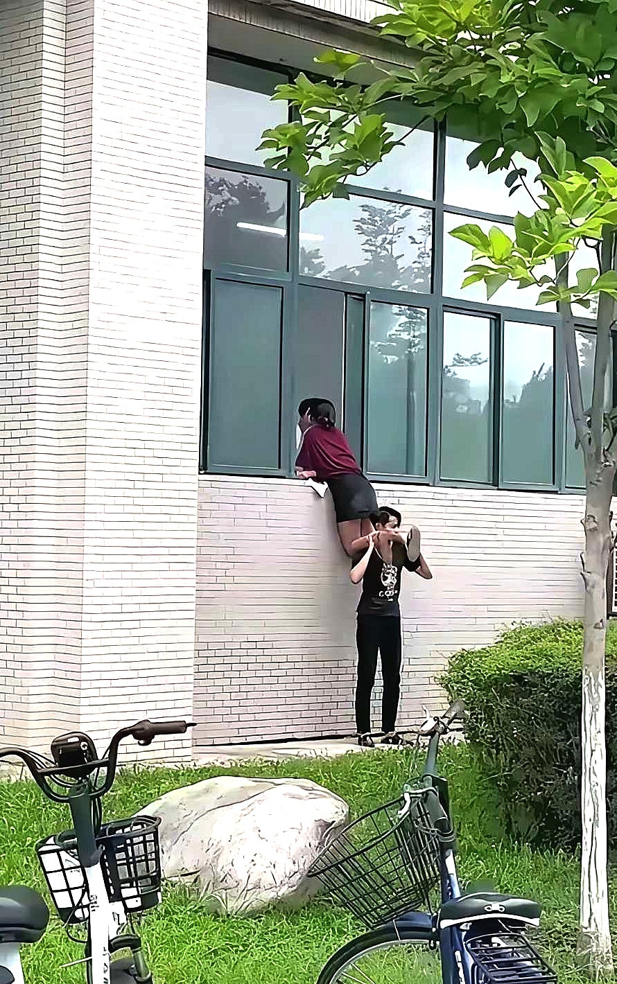 我送老婆去上班