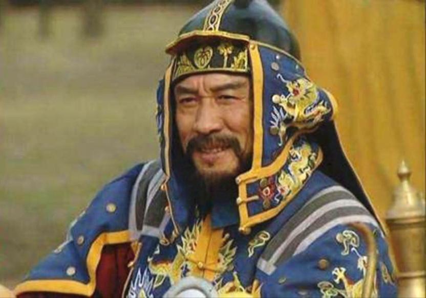 年羹尧这个名字,你肯定听过。雍正朝最红的大将军,权倾一时,最后落得个自尽收场,九