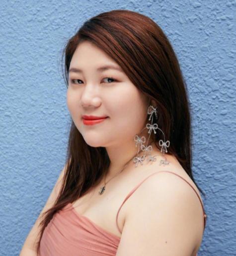 2004年，年仅19岁的杨天真，拿着父母给她留学的18万块钱，瞒着父母在北京买了