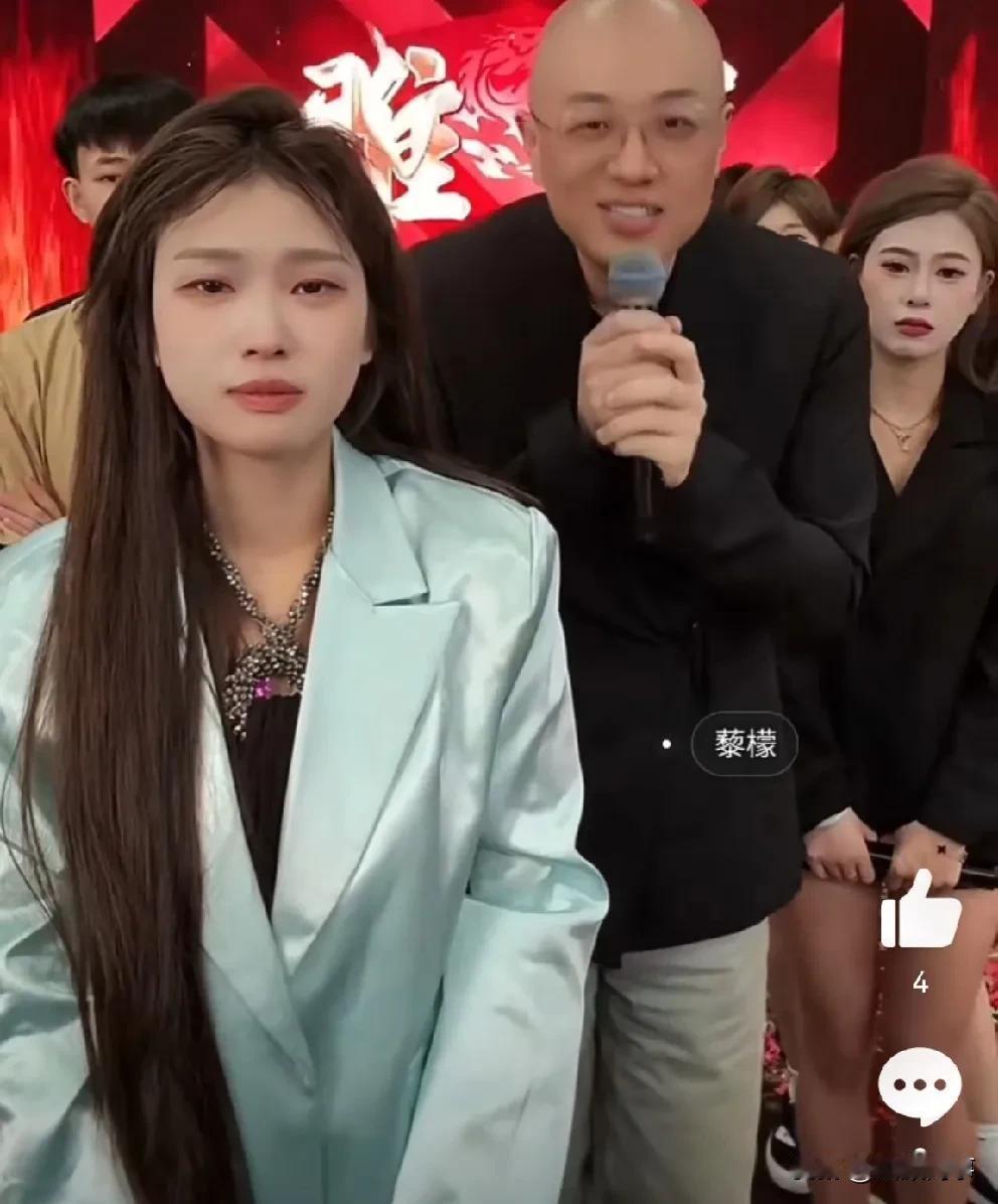 伽柏现身博雅直播间，对其高高度认可！我玩了将近小20年互联网