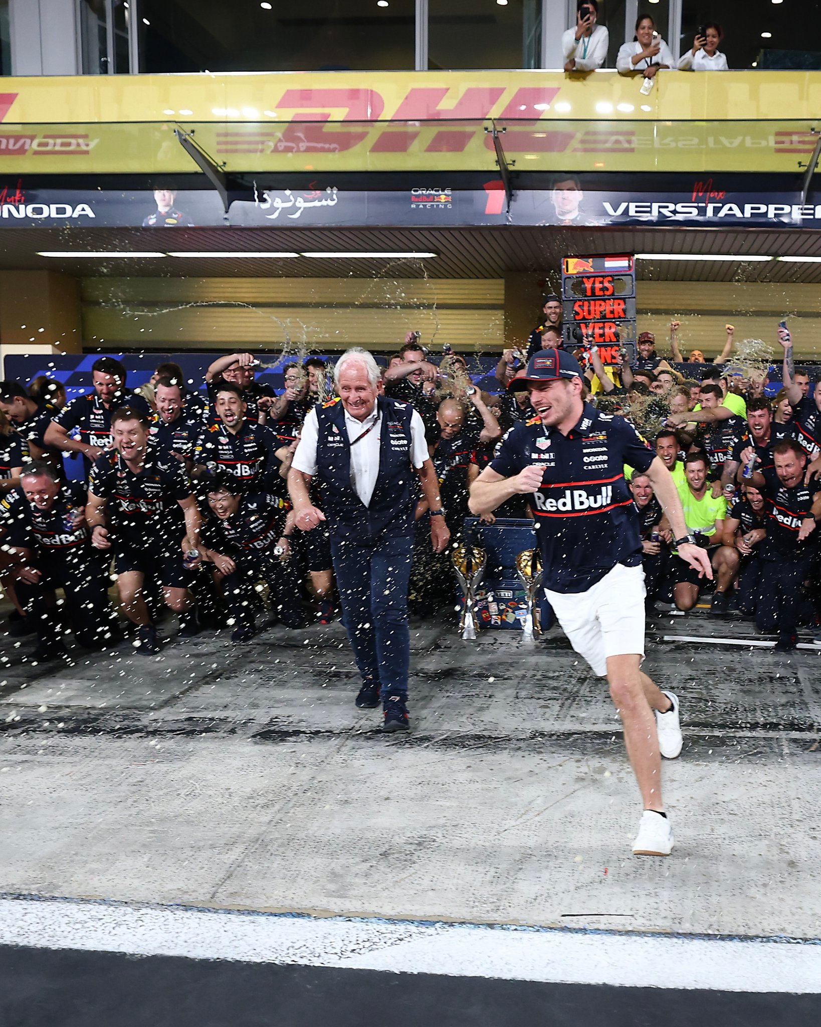 官方：红牛宣布马尔科将在年底离任马尔科在新闻稿中表示，现在是卸任的合适时机。而红